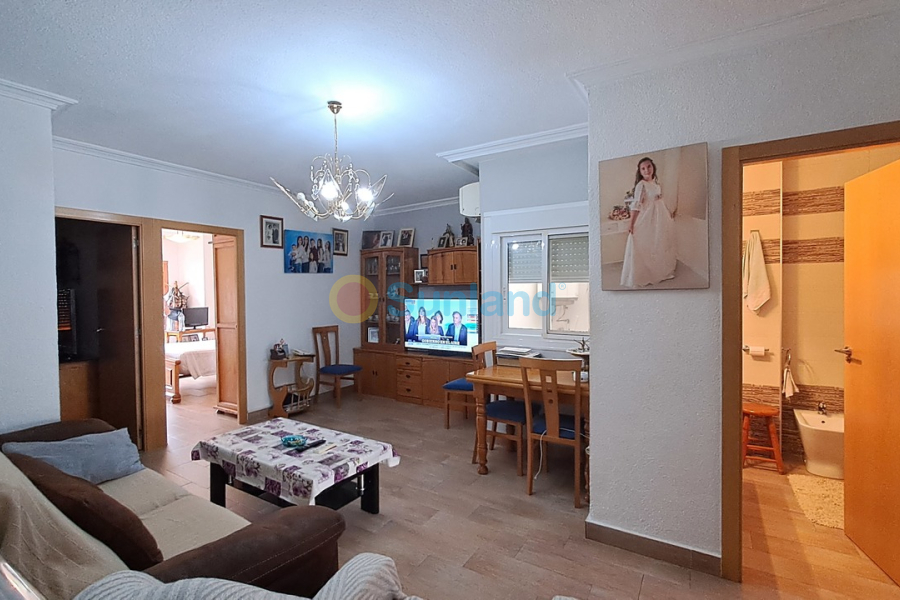 Använda fastigheter - T - Benijofar