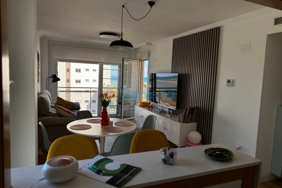 Segunda mano - Apartamento - Guardamar del Segura - Puerto Deportivo