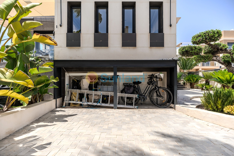Segunda mano - Chalet - Orihuela Costa - La Zenia