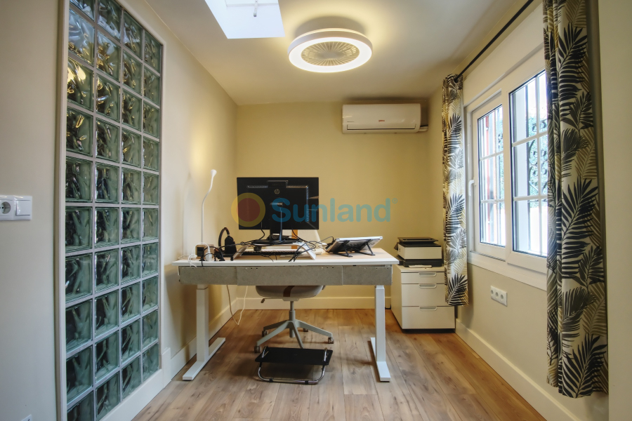 Brukte eiendommer - Villa - Orihuela Costa - Costa Blanca