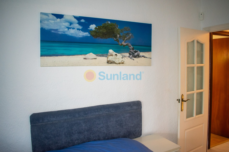 Använda fastigheter - Villa - Orihuela Costa - MUY CERCA DE LA PLAYA