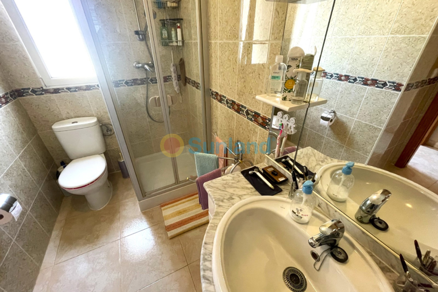 Resale - Villa - La Marina - 