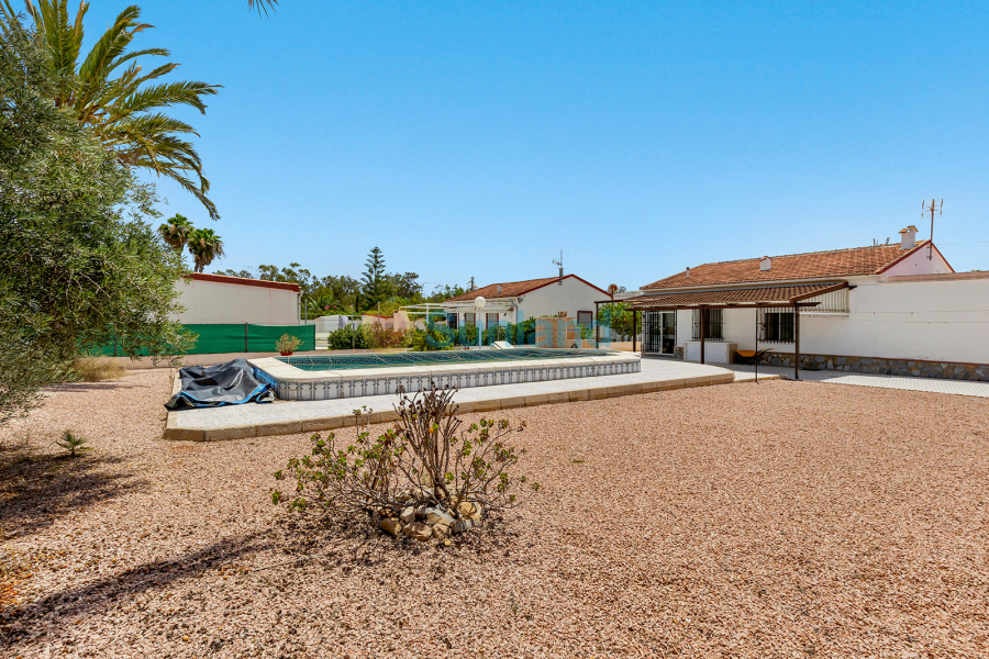 Resale - Villa - San Fulgencio