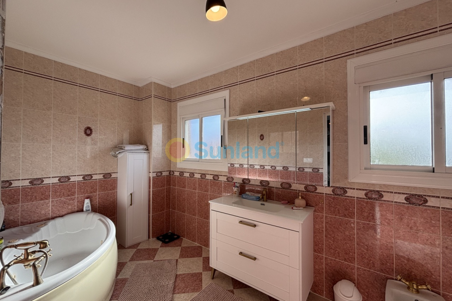 Resale - V - Benijofar