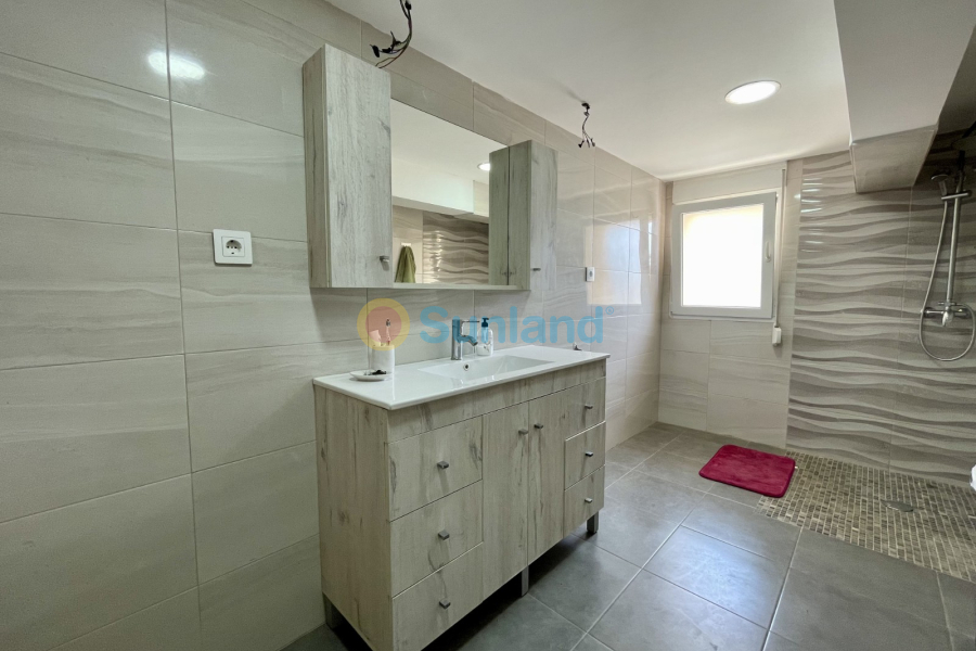 Вторичка - Bилла - Torrevieja - Los Balcones