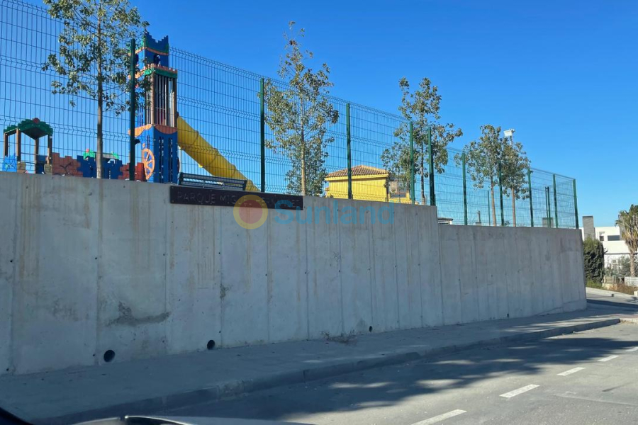 Resale - P - Benijofar