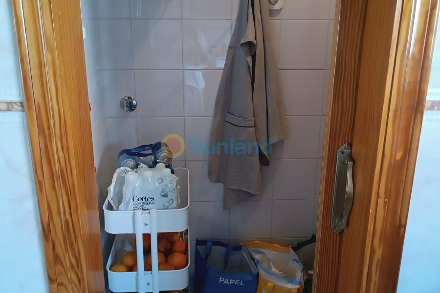 Segunda mano - Chalet - Torrevieja