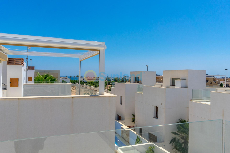 Resale - Villa - Orihuela costa - La Torre de la Horadada