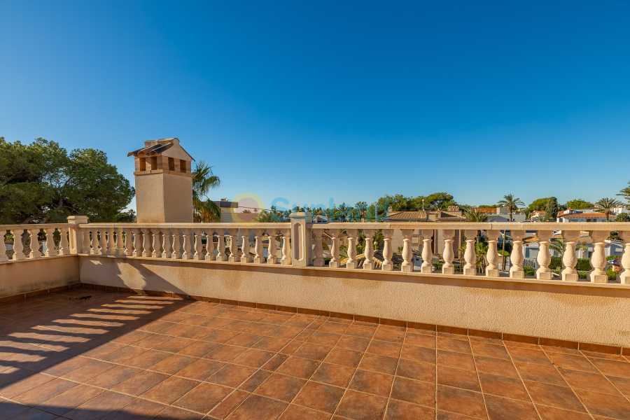 Resale - Villa - Orihuela Costa - Cabo Roig