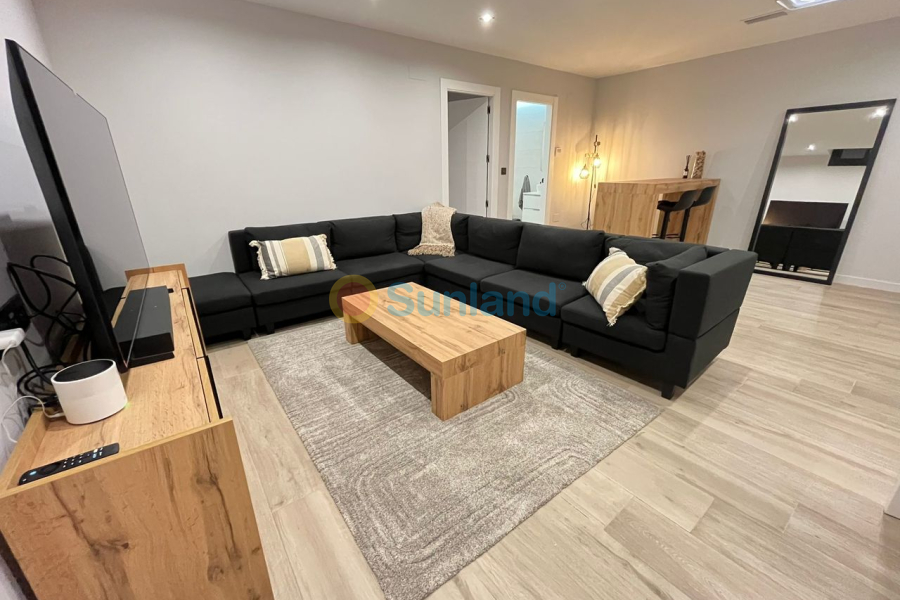 Resale - V - Playa Flamenca