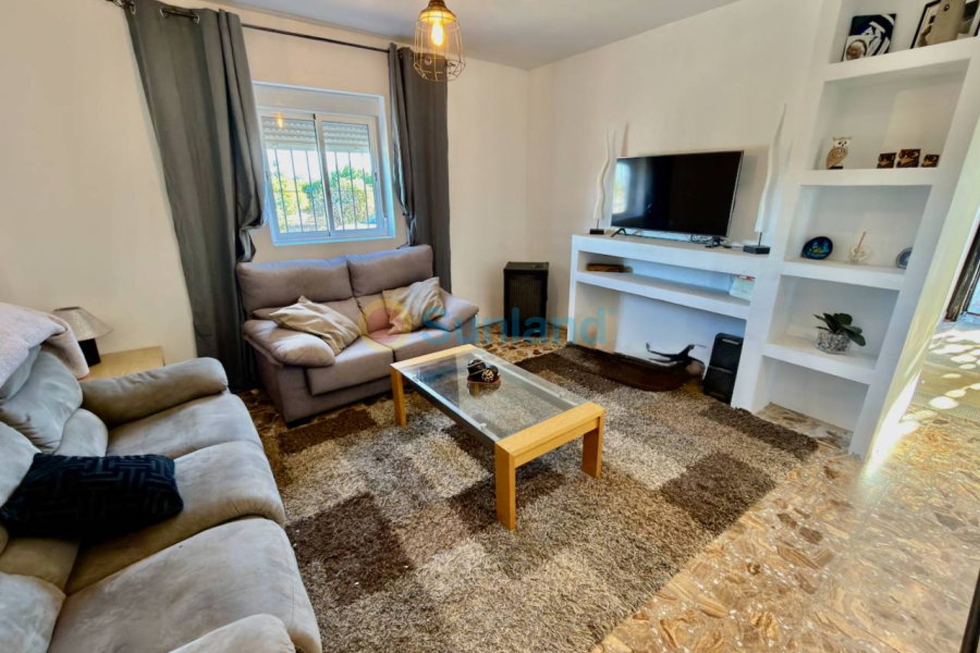 Resale - Villa - San Fulgencio