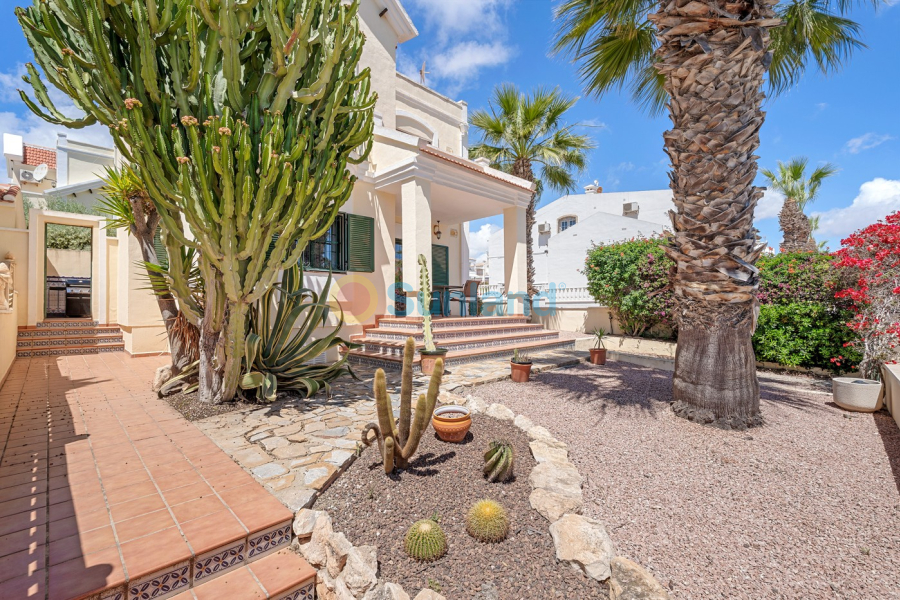Segunda mano - Chalet - Orihuela Costa - Los Dolses