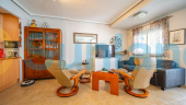 Resale - Casa de Pueblo - Torrevieja - Aguas Nuevas
