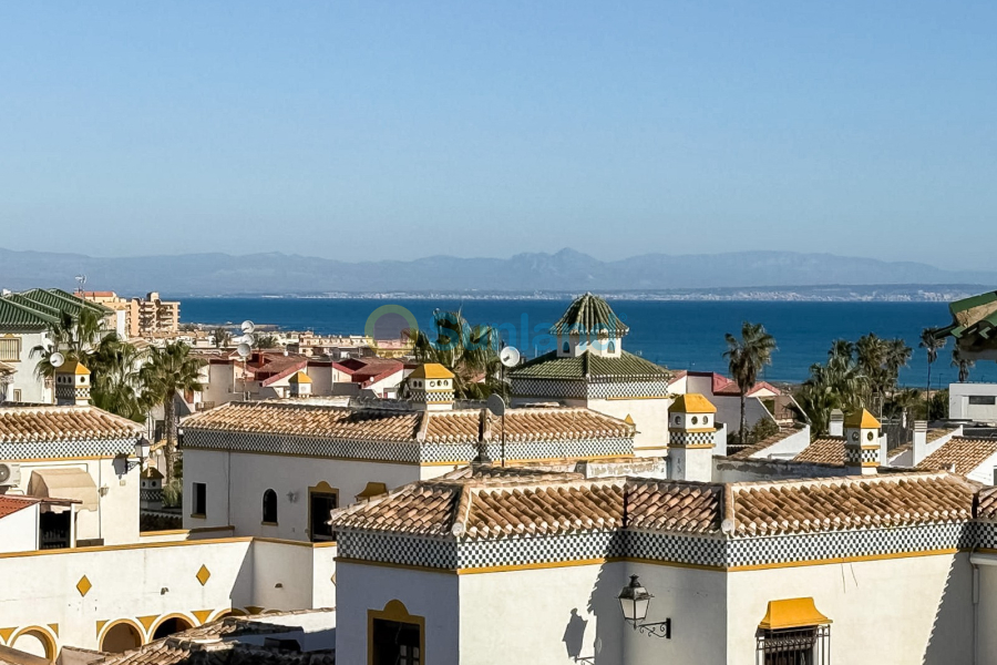 Resale - Apartment - Torrevieja - La Mata