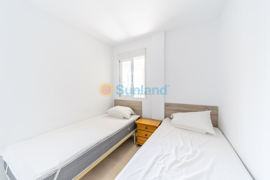 Resale - Apartamento - Torrevieja - Punta Prima