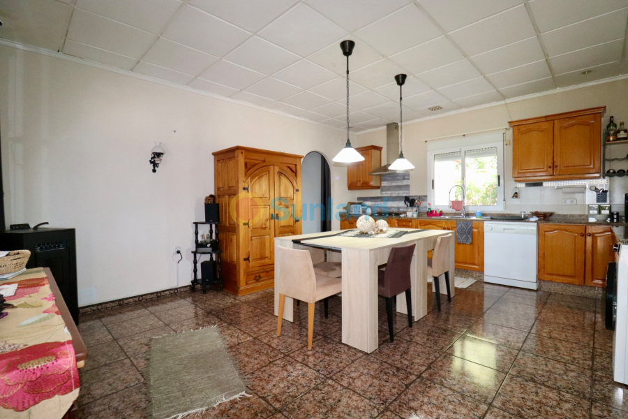 Resale - Country house - Dolores - 