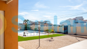 Segunda mano - Chalet - Torrevieja - La Siesta