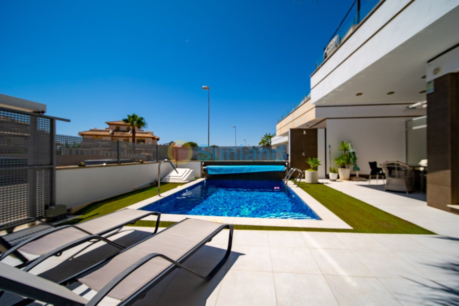 Brukte eiendommer - Villa - Orihuela Costa - Lomas De Cabo Roig