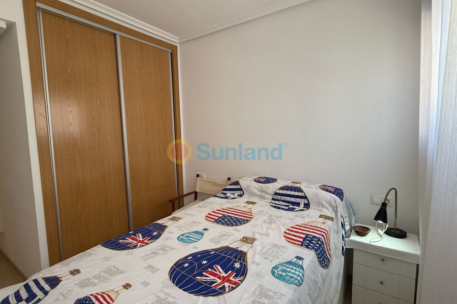 Вторичка - Апартамент - Torrevieja - Punta Prima