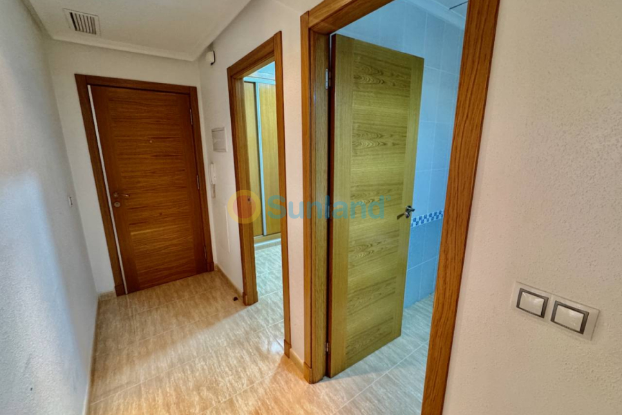 Resale - Apartment - Formentera del Segura - 