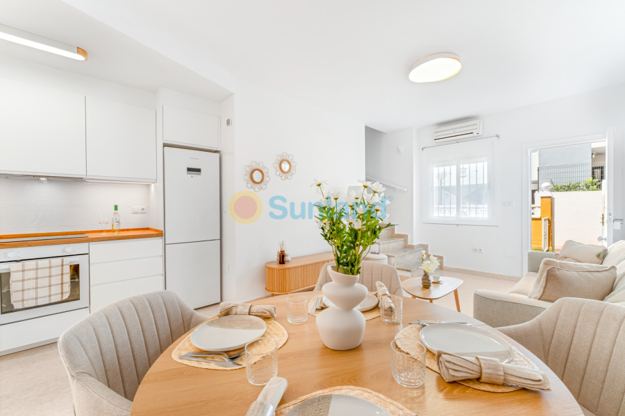 Resale - Townhouse - Orihuela Costa - Villamartín