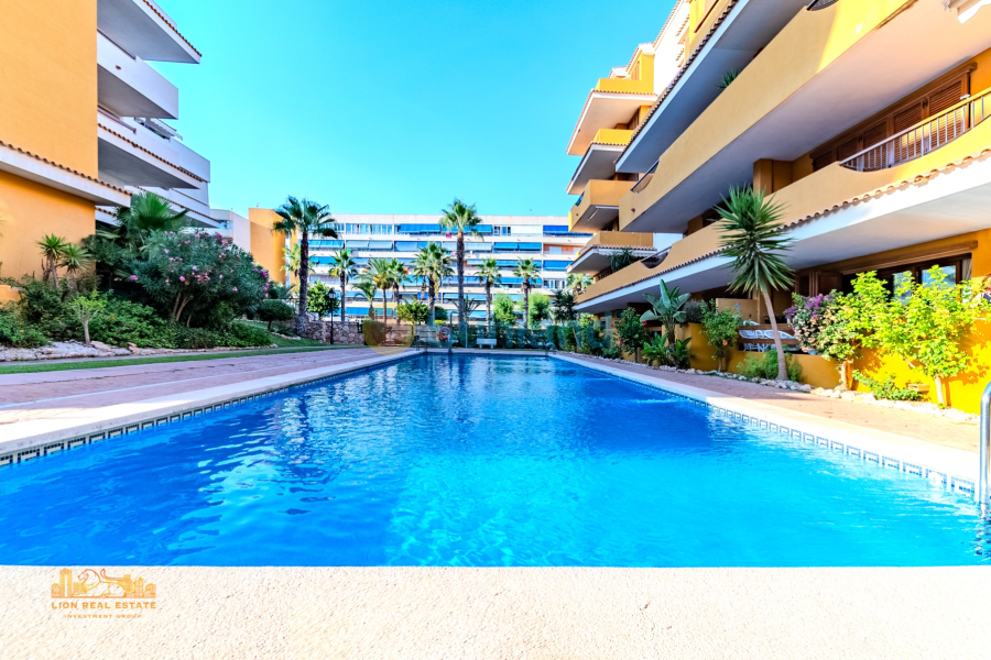 Resale - Apartment - Torrevieja - Punta Prima