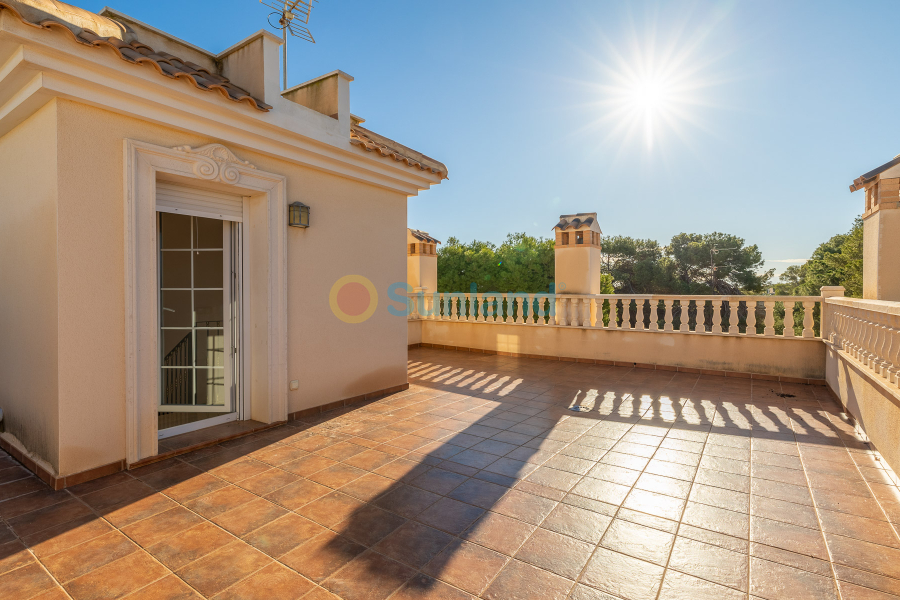 Resale - Villa - Orihuela Costa - Cabo Roig