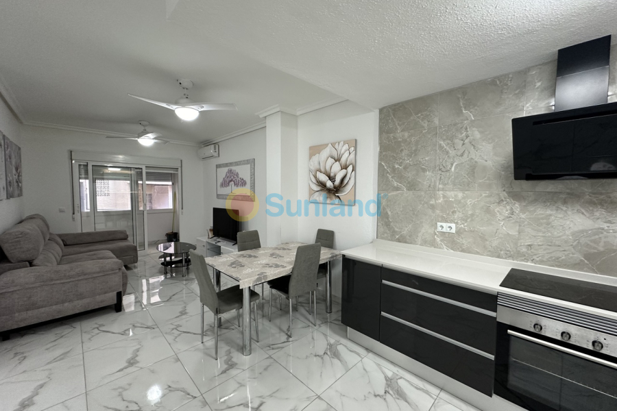 Resale - A - Torrevieja