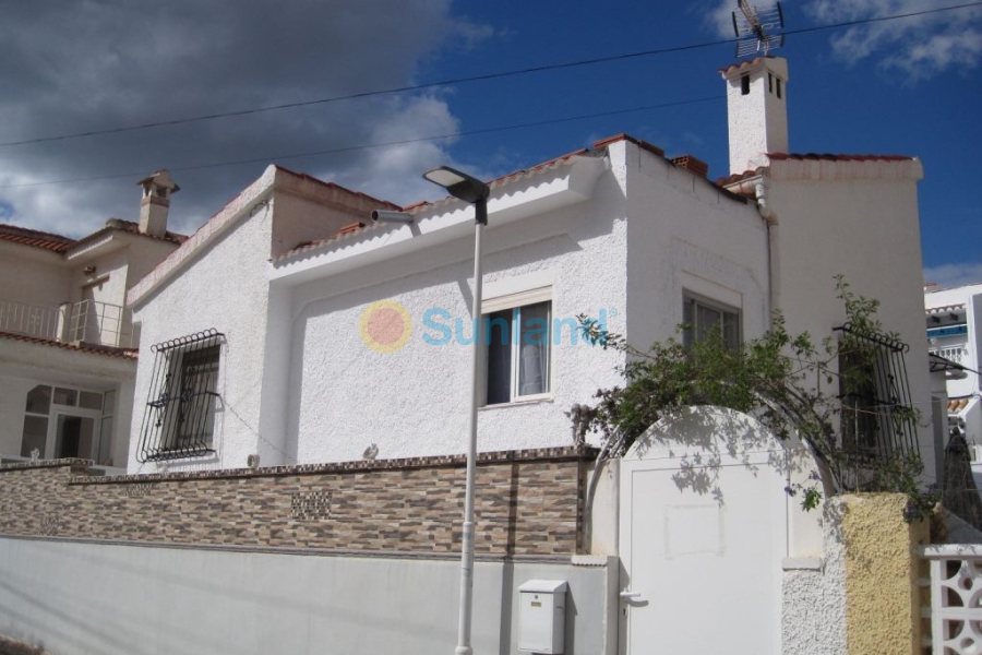 Вторичка - Bилла - Ciudad Quesada - Town Center