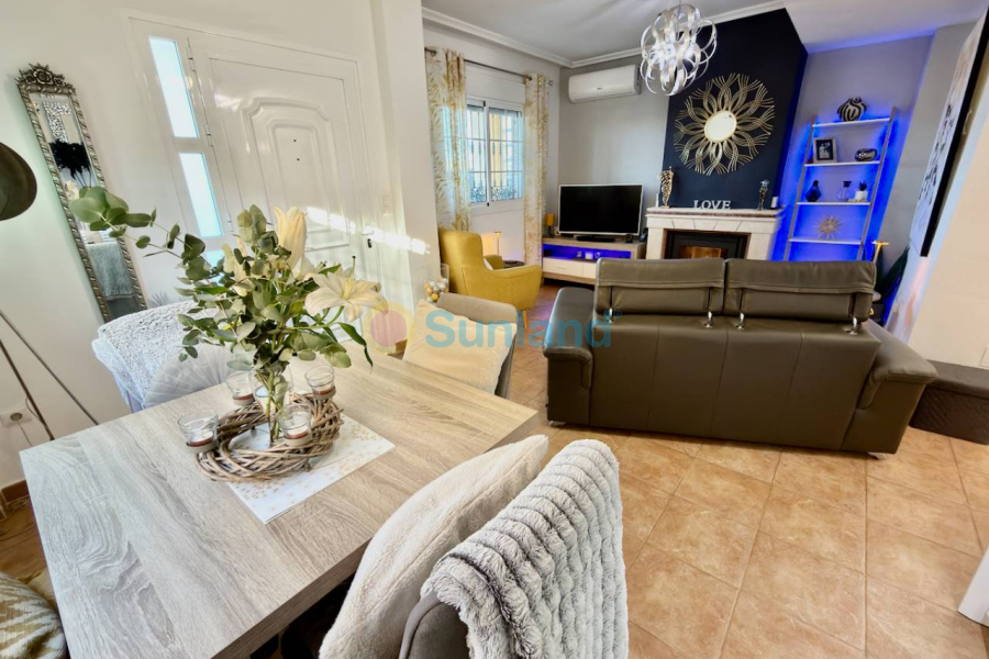 Använda fastigheter - Villa - Guardamar del Segura - El Raso