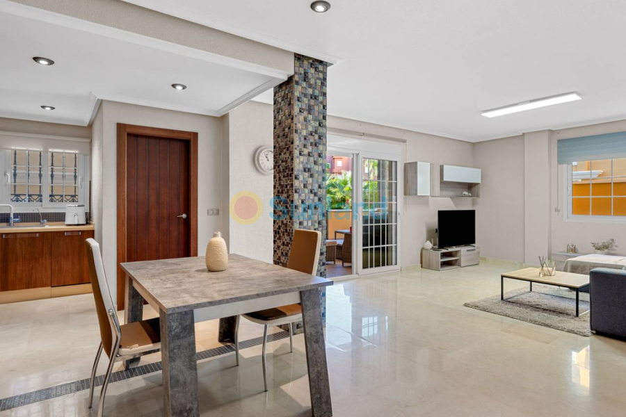 Använda fastigheter - Lägenhet - Cabo Roig