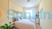 Resale - Apartamento - Torrevieja - Centro