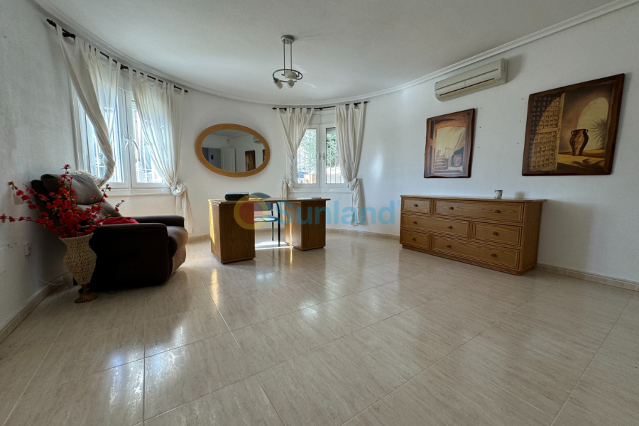 Resale - Villa - Rojales - Ciudad Quesada