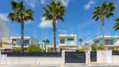 Resale - Villa - Orihuela - Vistabella Golf