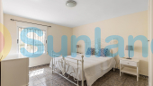 Resale - Villa - Albatera
