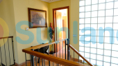 Använda fastigheter - Villa - Orihuela