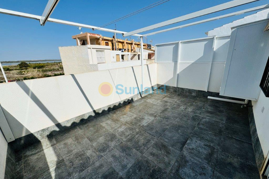 Segunda mano - Townhouse / Duplex/Corner - La Mata