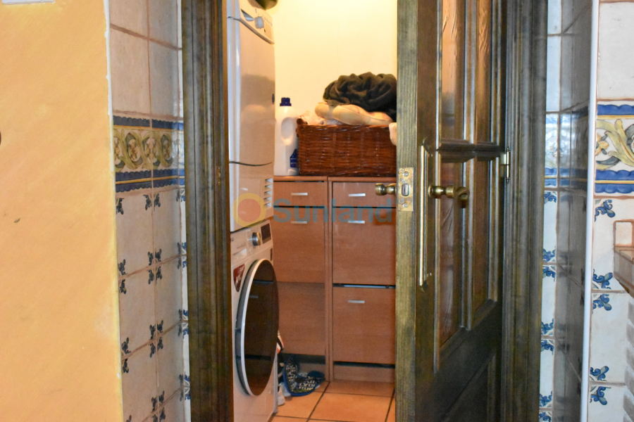 Brukte eiendommer - h - Algorfa