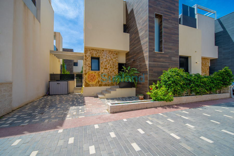 Brukte eiendommer - Villa - Orihuela Costa - Lomas De Cabo Roig