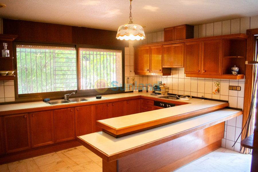 Segunda mano - Chalet - Llano de brujas