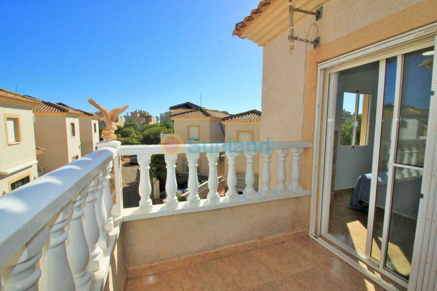 Använda fastigheter - Villa - Playa Flamenca
