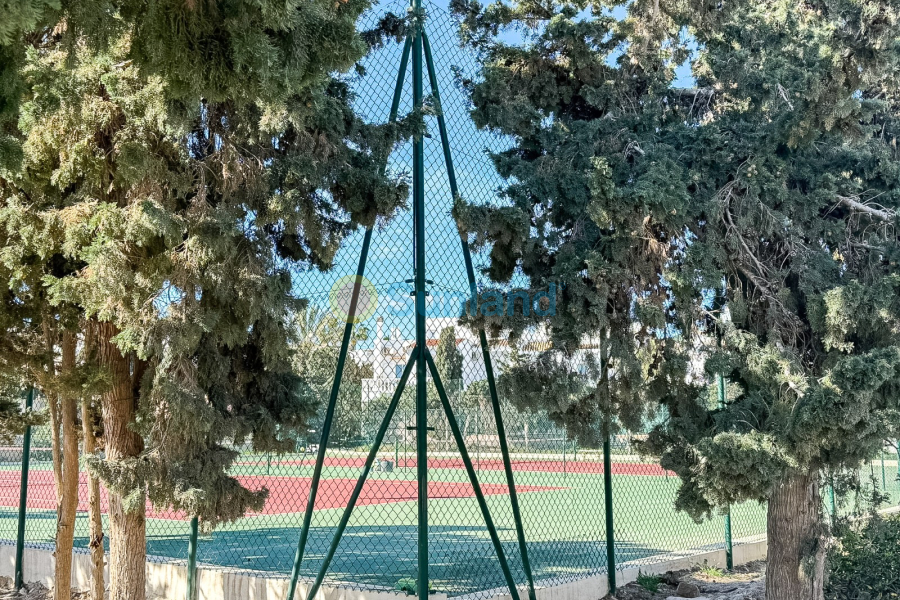 Resale - Apartment - Torrevieja - La Mata