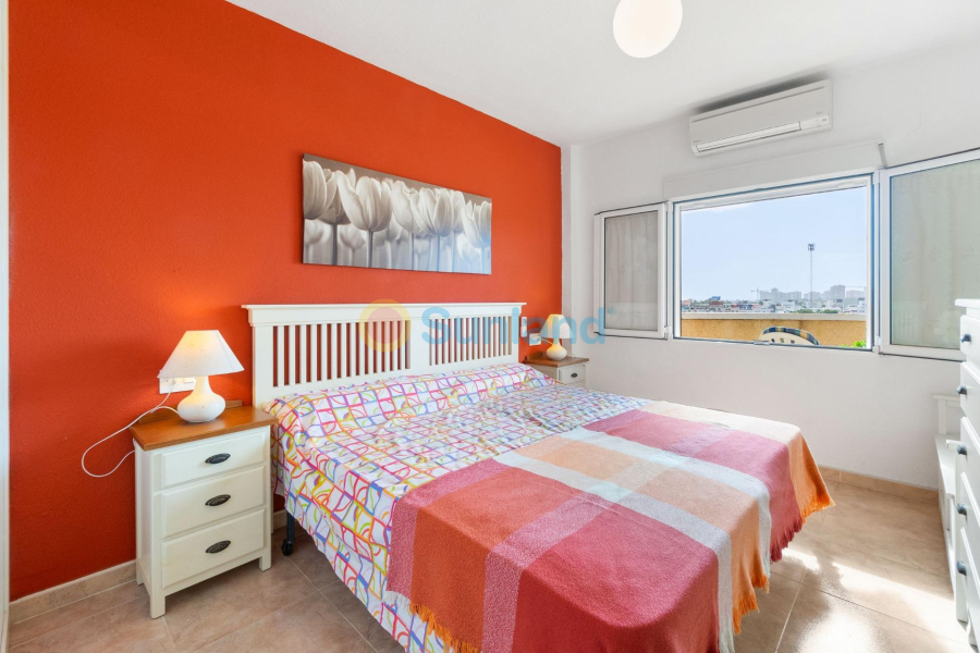 Verkauf - Apartment - Orihuela Costa - Campoamor