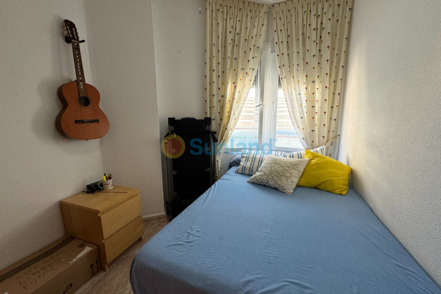 Resale - Apartment - Guardamar del Segura - 