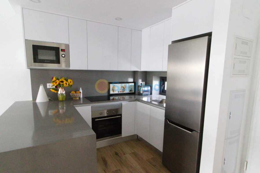 Resale - A - Villamartin