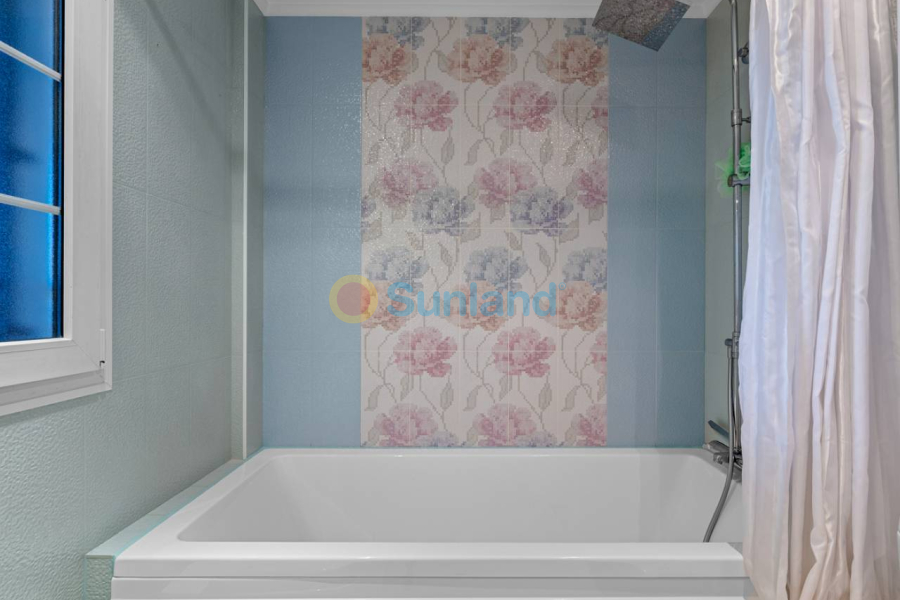 Använda fastigheter - Lägenhet - Cabo Roig