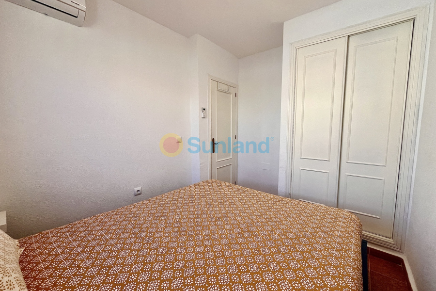 Använda fastigheter - T - Los Montesinos