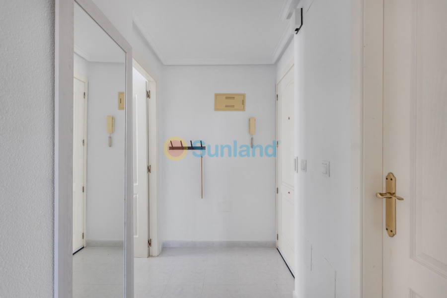 Resale - Apartment - Torrevieja - Torreblanca