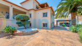Resale - Villa - Benissa