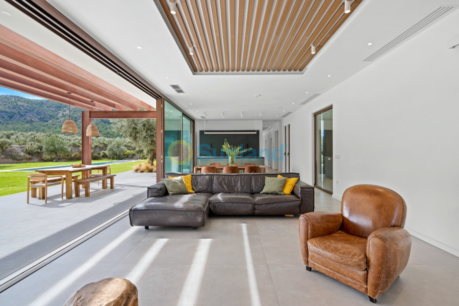 Använda fastigheter - Villa - Finestrat